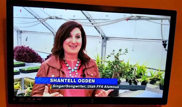 shansmusic's tweet photo. #TBT to my interview on @GAFarmBureau 's show #GAFarmMonitor on @OfficialRFDTV https://t.co/QgFNHoN0q3