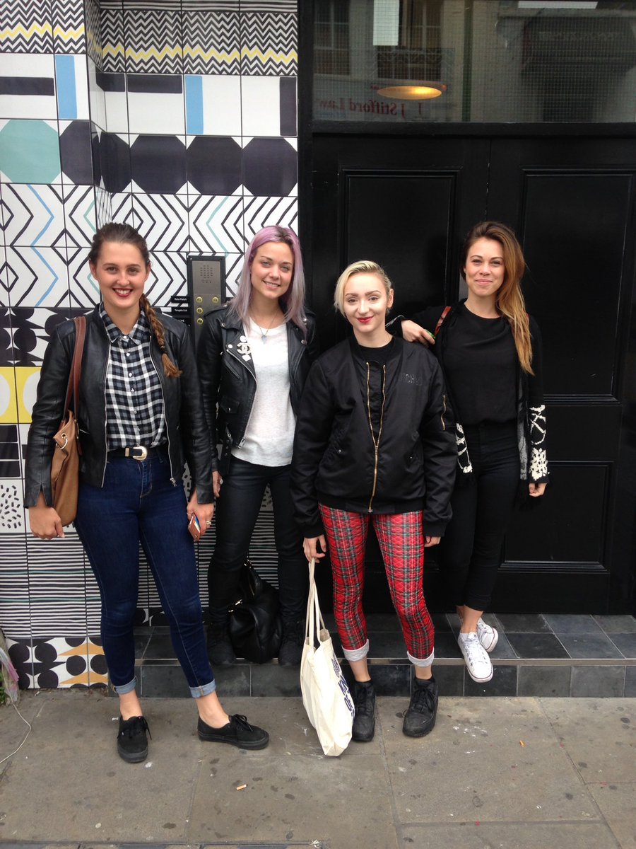 salonevolution's tweet photo. #SquadGoals The girls are looking as fly as ever &amp; ready to rock Radlett's world 😝  #salonmarketing #shoreditch https://t.co/BagSu1AZMi
