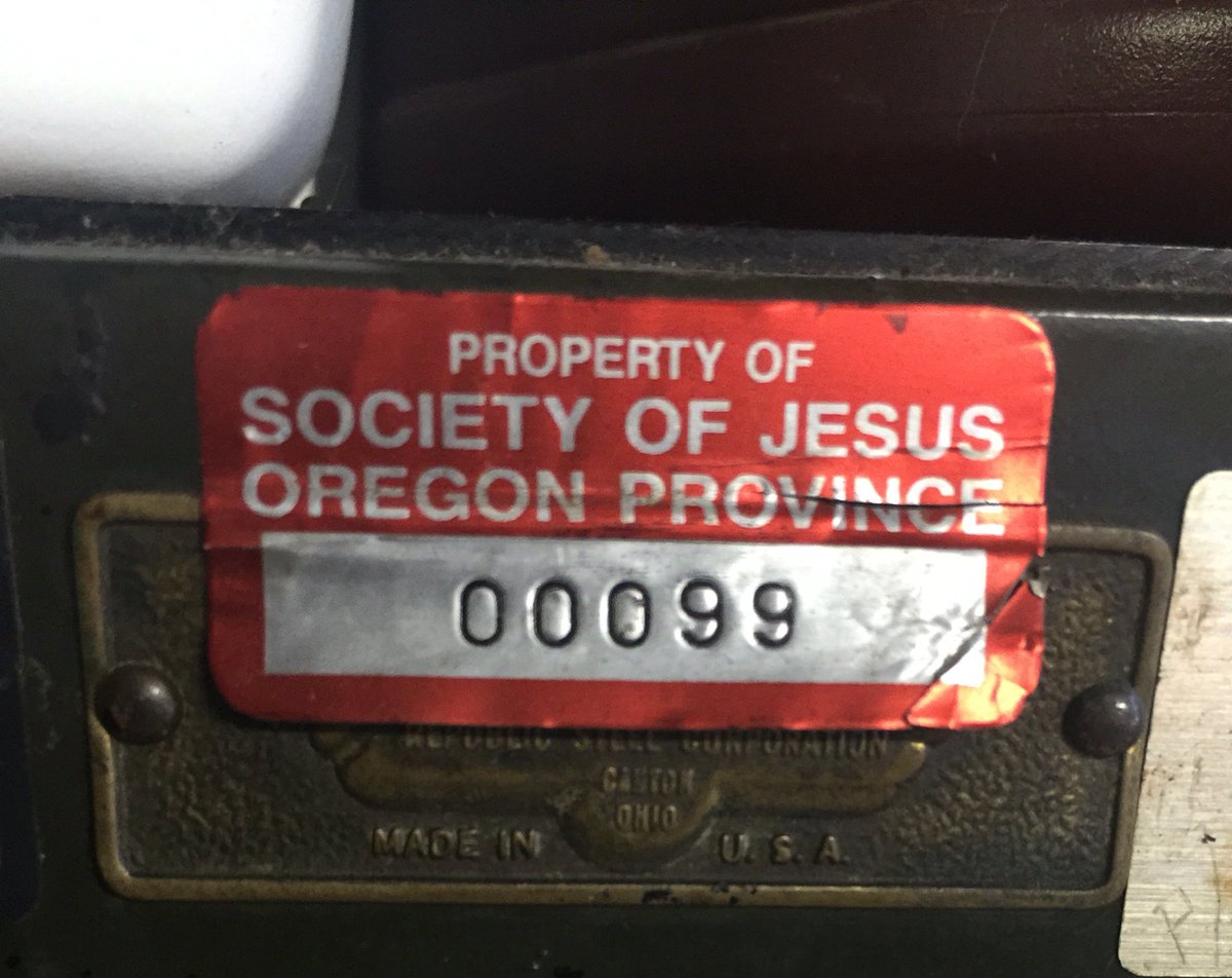 AceTypewriter's tweet photo. For @TheJesuits sake, I hope the @TheGoodGodAbove has email. #Typewriter #inventoryLabel https://t.co/QleZWIYBHP