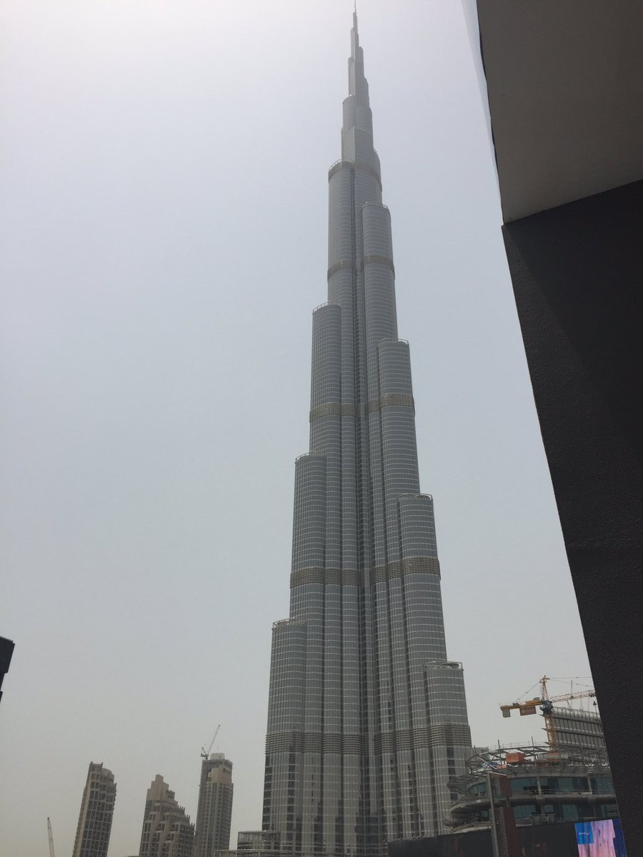 hbowers86's tweet photo. Dubai #BurjKhalifa https://t.co/jTibraYz1V
