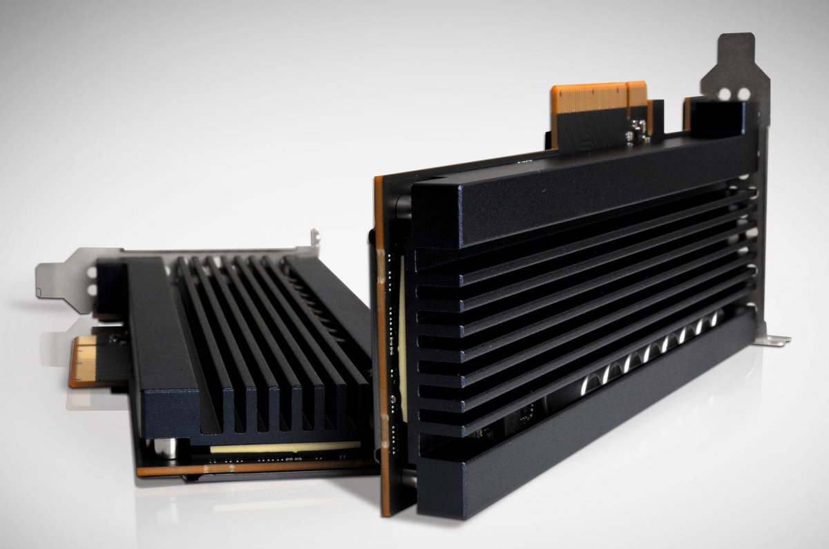 Samsung Introduces 64-Layer V-NAND &amp; A 32TB SAS SSD <a href="/SamsungSemiUS/">Samsung Semiconductor US</a> <a href="/_adam_armstrong/">Adam Armstrong</a> 
storagereview.com/samsung_introd…