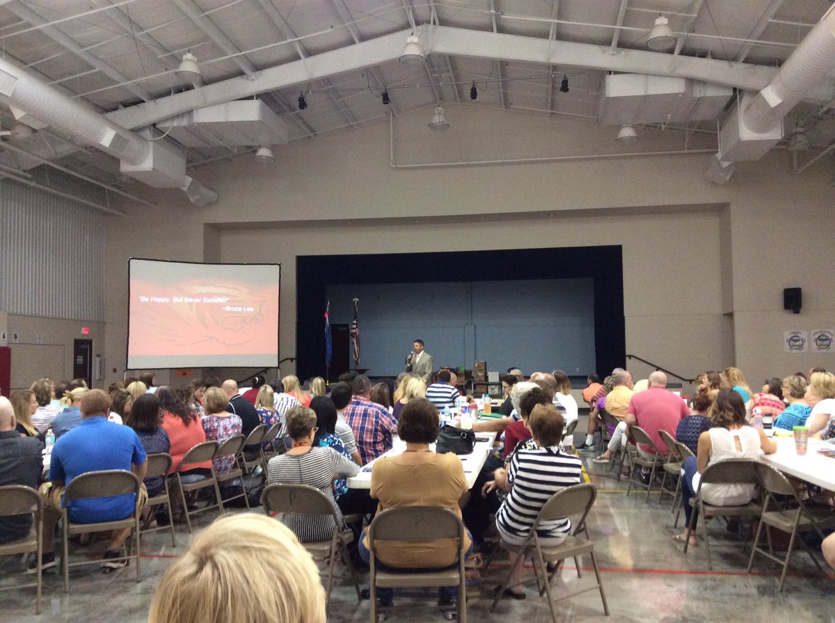 clevelandtigers's tweet photo. And we're off! #Clevps #oklaed https://t.co/RuiqTfV7pB