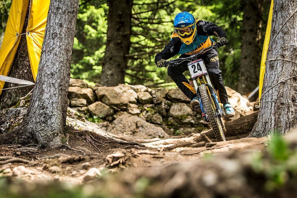 Check out <a href="/PropainDirtZelv/">PropainDirtZelvy</a>'s Mont Sainte Anne recap video over on <a href="/DirtMagazine/">Dirt Magazine</a> hit the link dirtmountainbike.com/videos/propain…