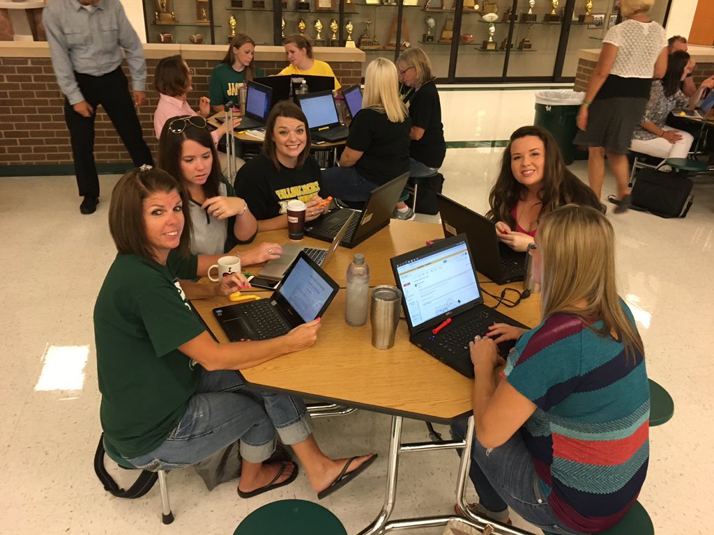 BoydElem's tweet photo. BES Teachers @ Google-Palooza #BOYDgp https://t.co/J8G9IaXUmU