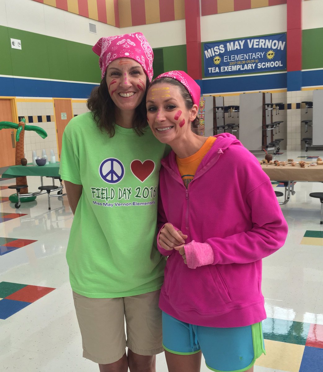 merrillredfern's tweet photo. Our @MissMayVernon fearless leaders kick off our Survivor activities. #shouldwebescared #mmvstrong https://t.co/sNA9tSNGB7