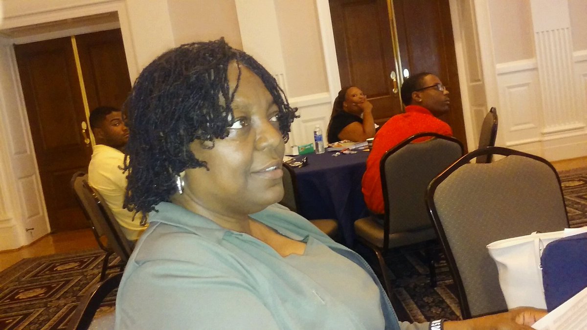ScienceMomOv2's tweet photo. Me listening to @ronclarkacademy .. Sharpening my teaching skills! #1FriendshipPCS @Friendship_NAF @FriendshipPCS https://t.co/IWjODRUYyj