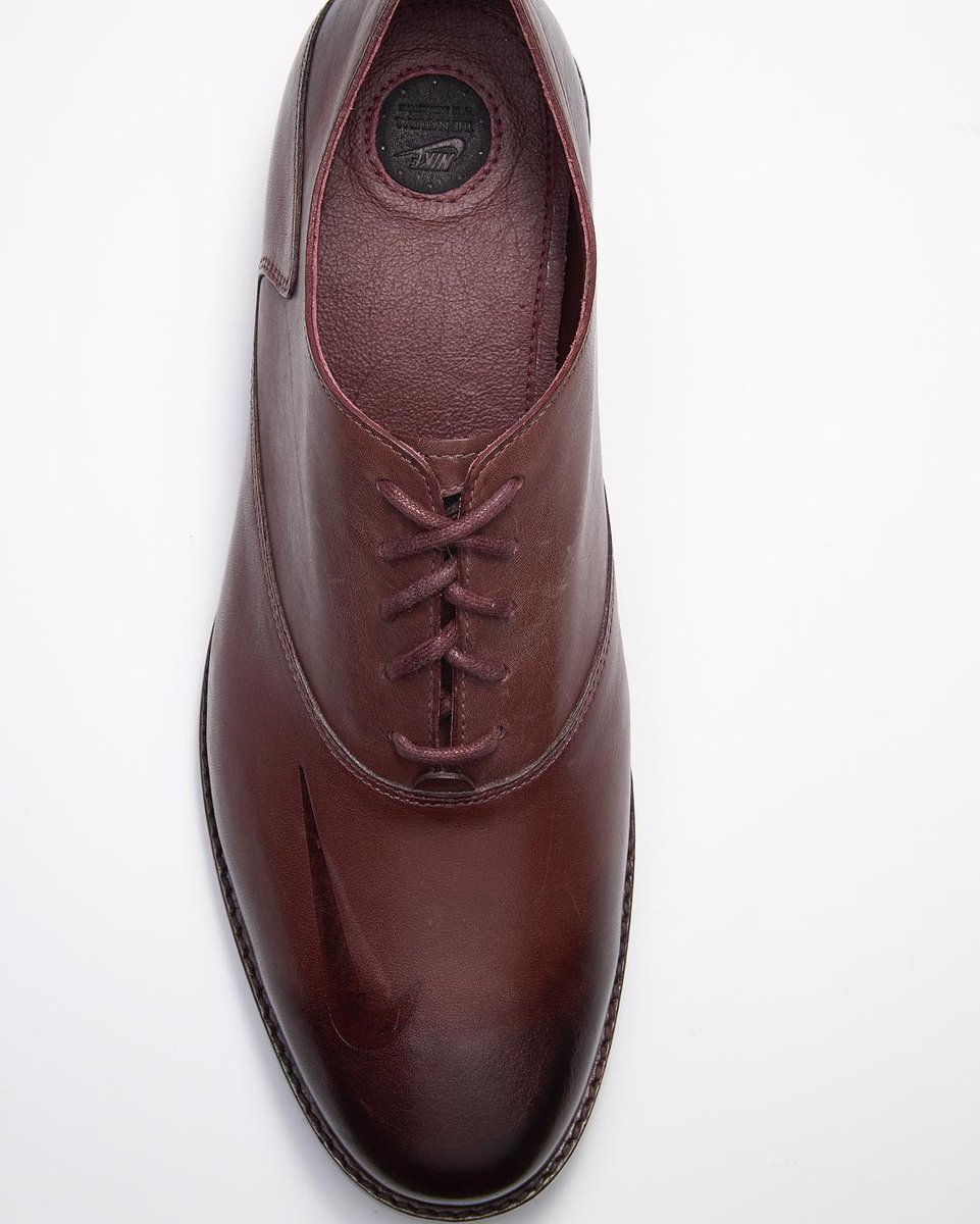 ken griffey jr hall of fame shoes