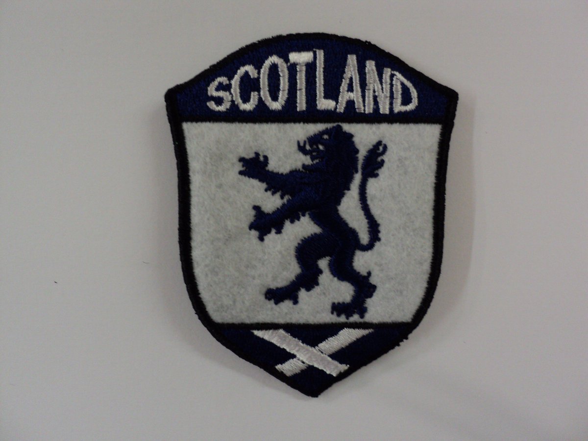 Bellwovenlabels's tweet photo. new additions to the store iron on  #badges #woven #patches #embroided 
https://t.co/d5M7JnYkkp https://t.co/yqoDMcycQQ