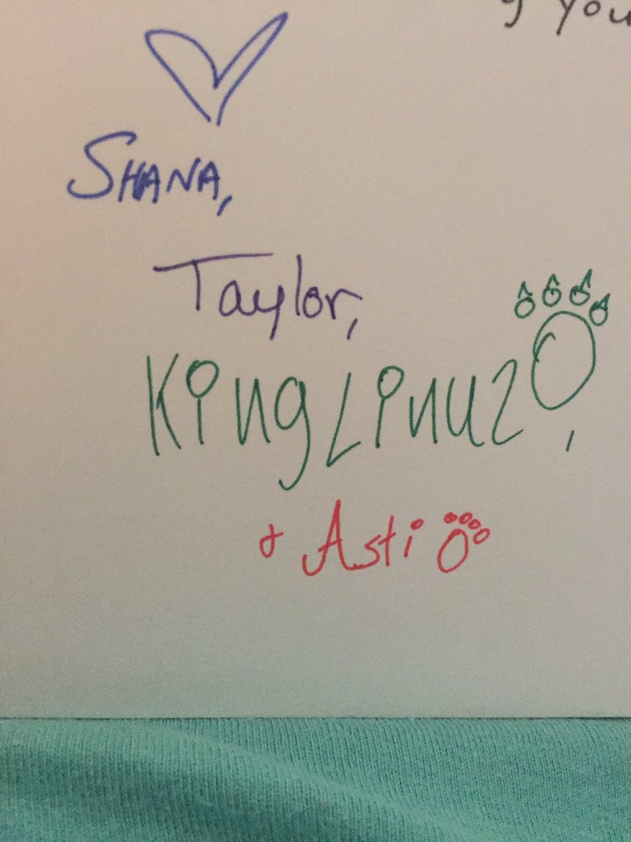 hashtagshana's tweet photo. This is how we sign cards as a family #ILoveSendingCards @tbvanloh22 #KingLinus #Asti https://t.co/UaAYxpHw9O