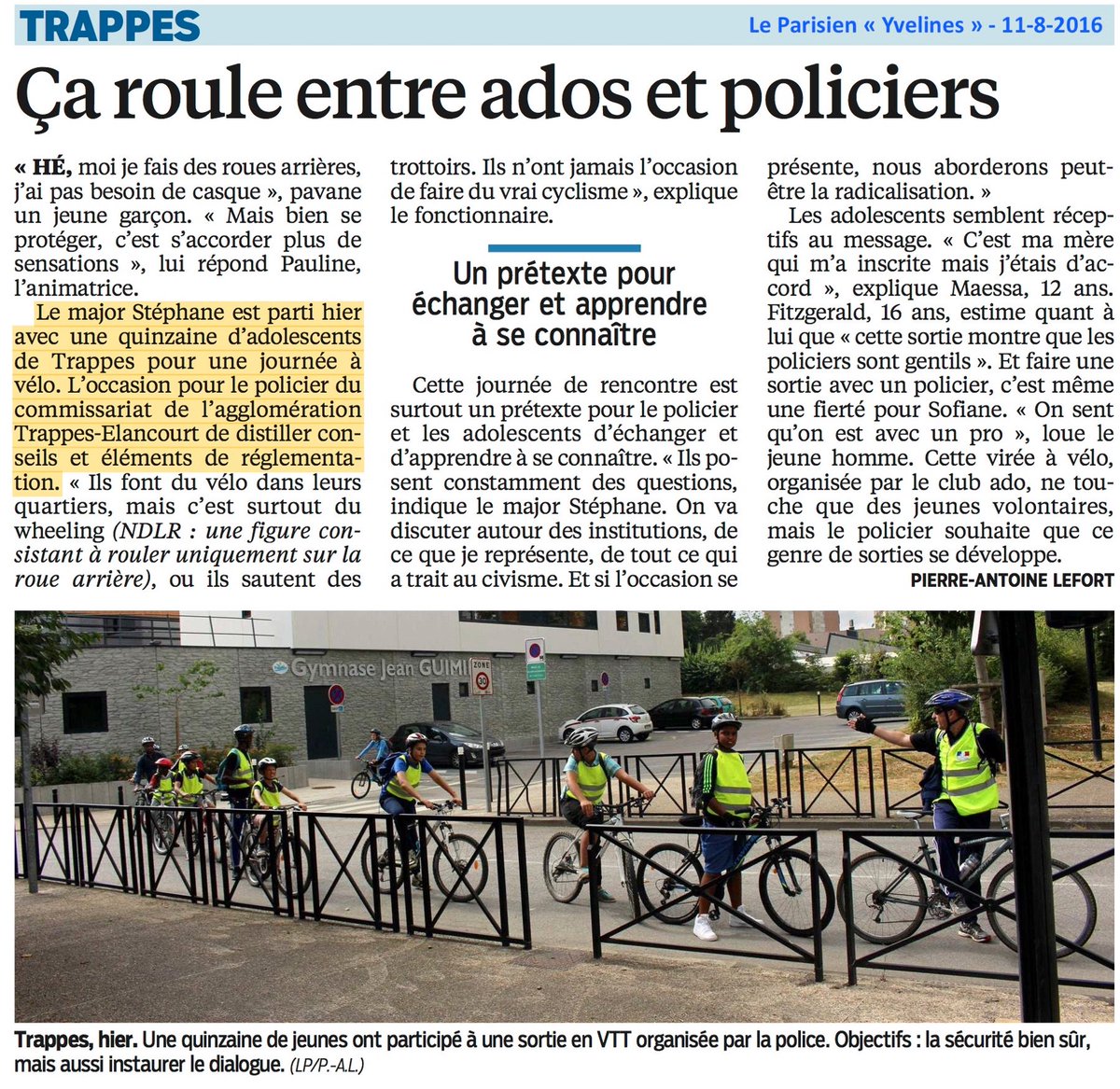 JMFourgous's tweet photo. Bravo à ce Major @PoliceNationale, que je connais bien, de s’occuper de nos jeunes de #Trappes. @othmannasrou https://t.co/Uxnh1GHIFo