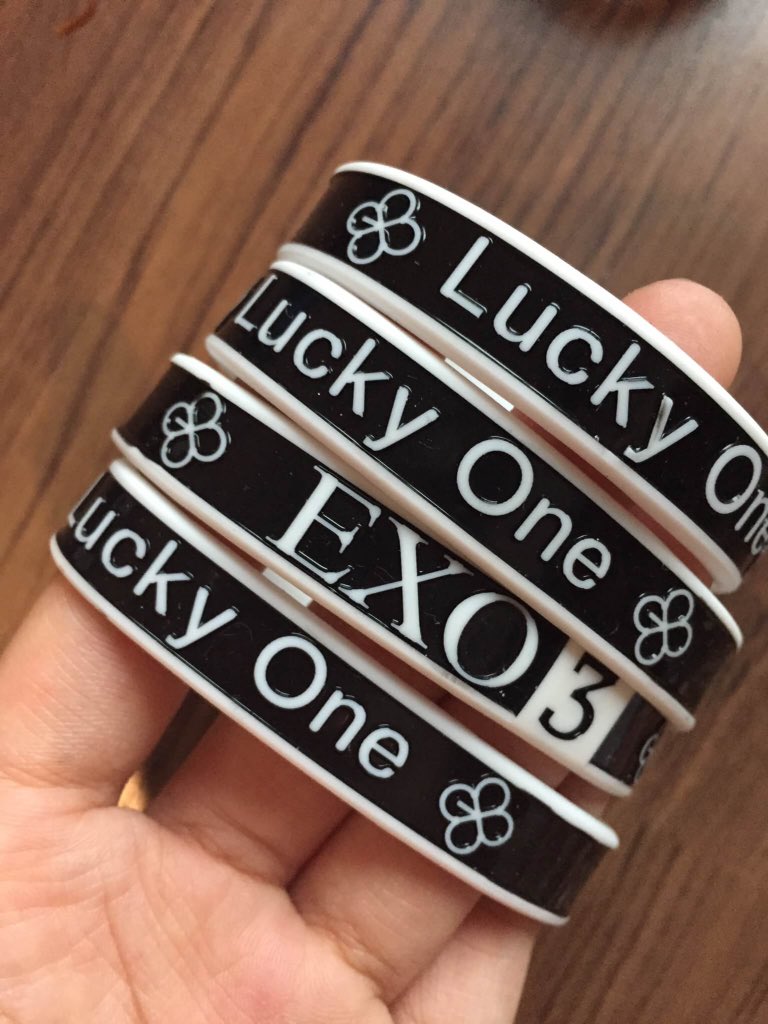 misecaseto_kpop's tweet photo. พร้อมส่ง🚚
•ริชแบรนด์ #EXO #Luckyone #Monster #EXOACT
•แบบปั๊มนูนสวยมาก
•สกรีนดี
💰ราคา45฿
สินค้าอื่นๆใน🚚 https://t.co/dZNUjjUlSs