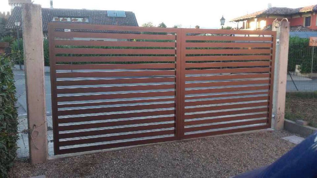 gates_alba's tweet photo. #aluminim #gate #corten #architecture #design #homedecor #homedesign #madeinitaly 🇮🇹 https://t.co/xE0pExrEhE