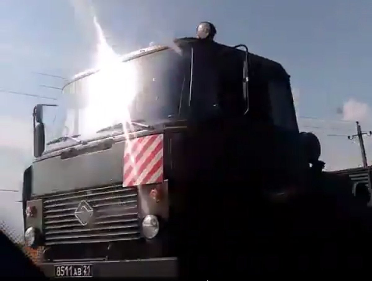 JulianRoepcke's tweet photo. Russian army on the road towards #Crimea, only 125 km from #Kerch. (in #Krymsk)
via @el_roosevelt and @Liveuamap https://t.co/edPNgsNZRB