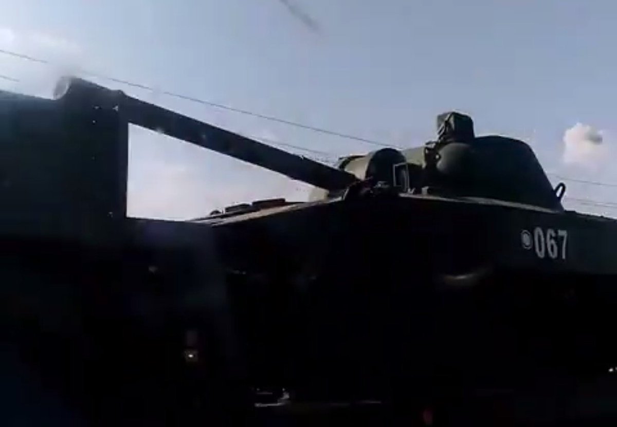 JulianRoepcke's tweet photo. Russian army on the road towards #Crimea, only 125 km from #Kerch. (in #Krymsk)
via @el_roosevelt and @Liveuamap https://t.co/edPNgsNZRB