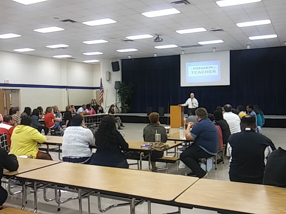 Mr_Gadget007's tweet photo. Power of a Teacher. #HASD16 @HoustonSTARS https://t.co/QzMldGweRl