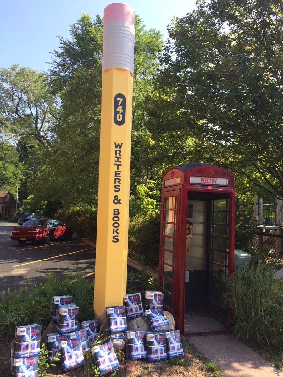 RochesterFringe's tweet photo. Drop #1: Hello @WritersandBooks - Here are your #Fringe No. 5 official Guides. https://t.co/3d8PJs5sJ5