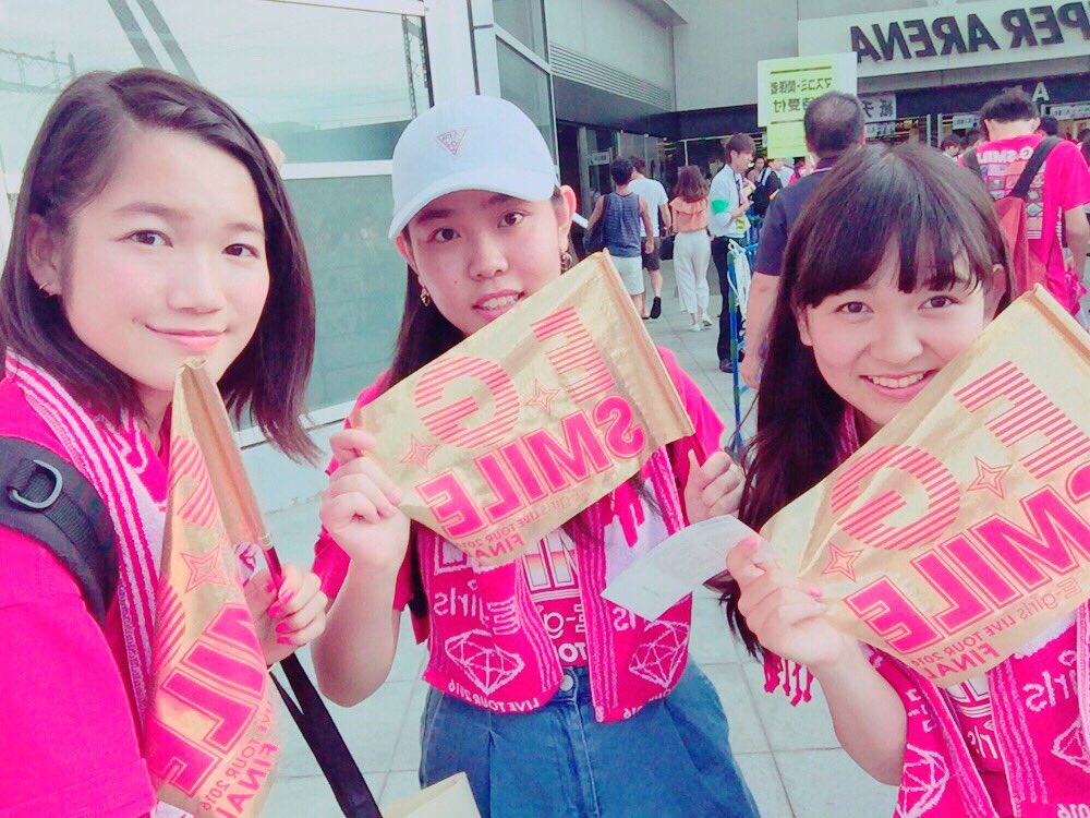 594410281's tweet photo. ほんとに最高の1日だった🙌🏾🔥
発表多すぎて、情報量多すぎてとにかく叫びまくった👻👻👻
やっぱE連盟は最高すぎる🙌🏾🙏🏾💕

#EGSMILEFINAL 

@Miyuu2828 
@ee0902 
@E_Federation https://t.co/Xlpx0fDZvz