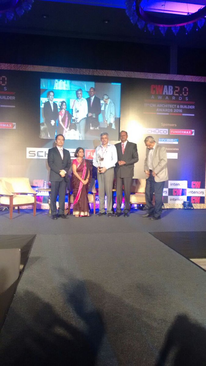 CWmagazine's tweet image. And the Top Architect of India award goes to #HafeezContractor!!! Keep Inspiring us with your fabulous work Sir!
