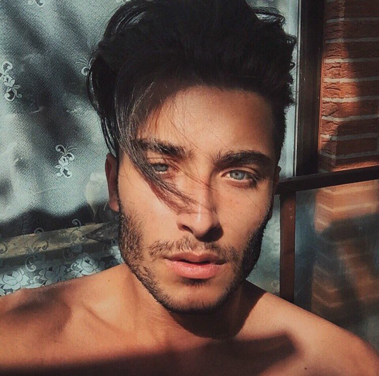 _testlayout's tweet image. 