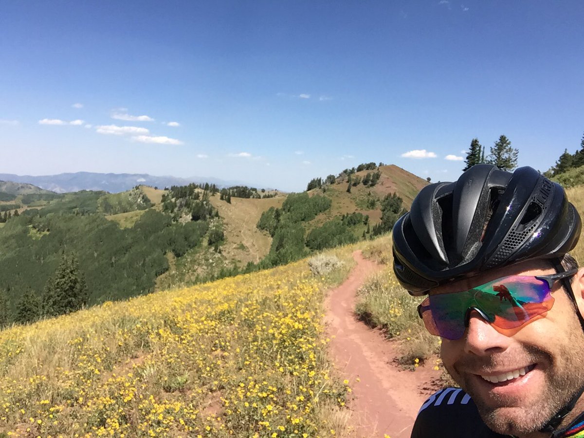 Cadel Evans tweet media