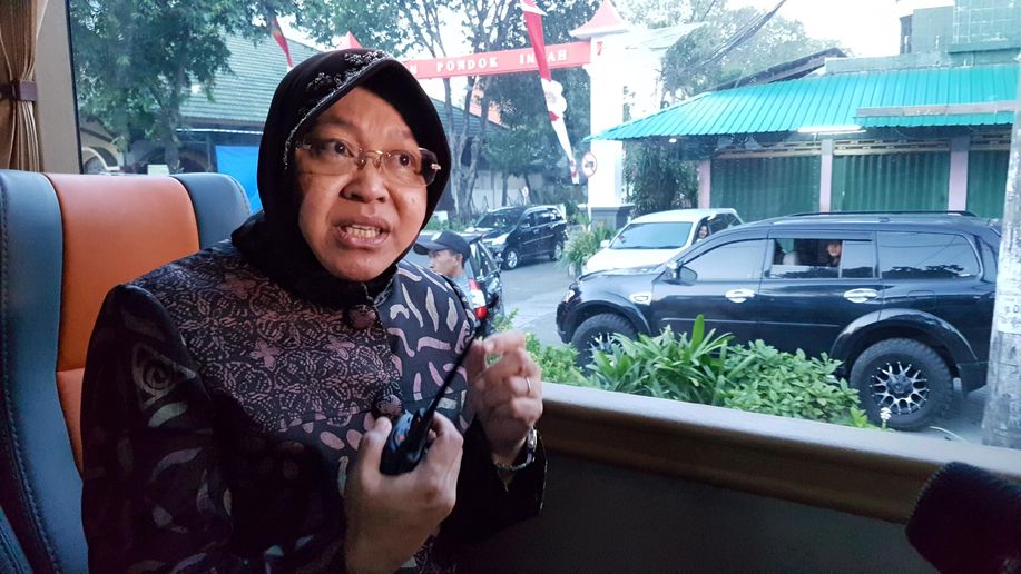 detikcom's tweet photo. Marah ke Ahok, Risma Pamerkan Sederet Kesuksesan Selama Pimpin Surabaya https://t.co/jUVSzyxgE2 https://t.co/Tq1Z65JWiP
