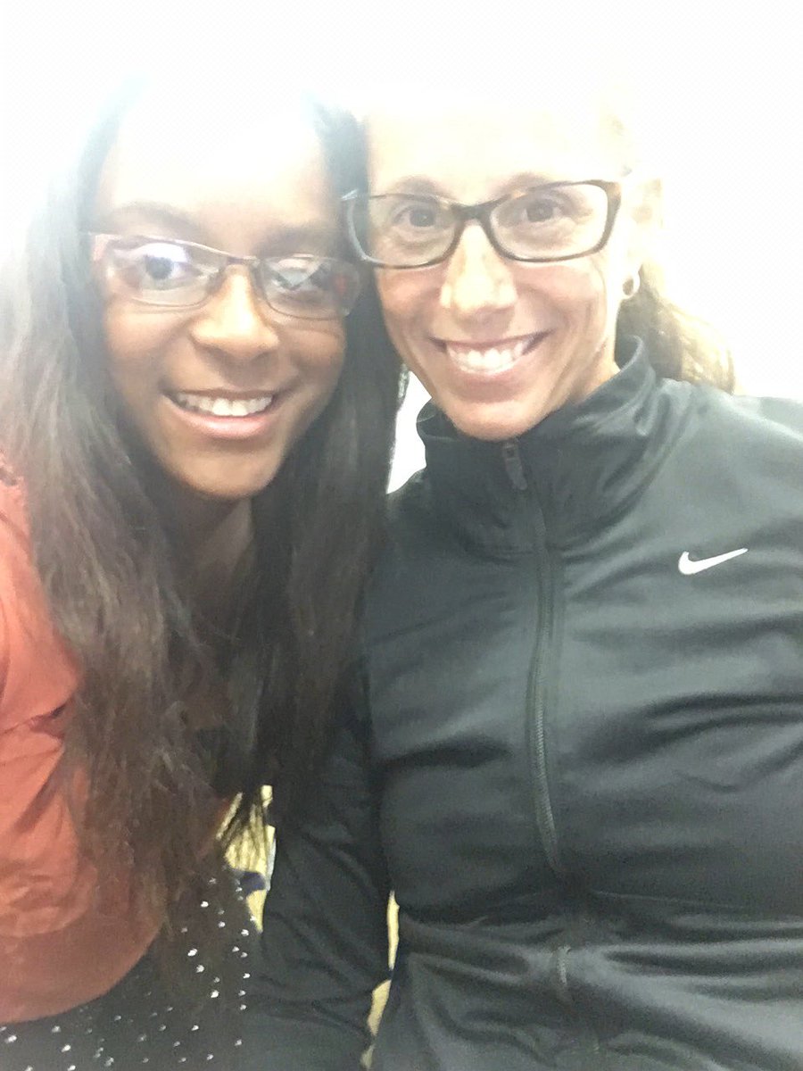 CoachatHSPS's tweet photo. My curriculum coach she great coach always here help #BackToSchool @hpsaustin https://t.co/wse64ciDo2