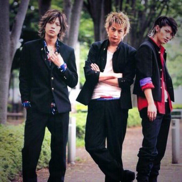 紫織 ごくせんさ最初の頃よりだんだん奇抜になってるよね笑服装とか髪型とか笑三浦翔平のホスト感 よいな