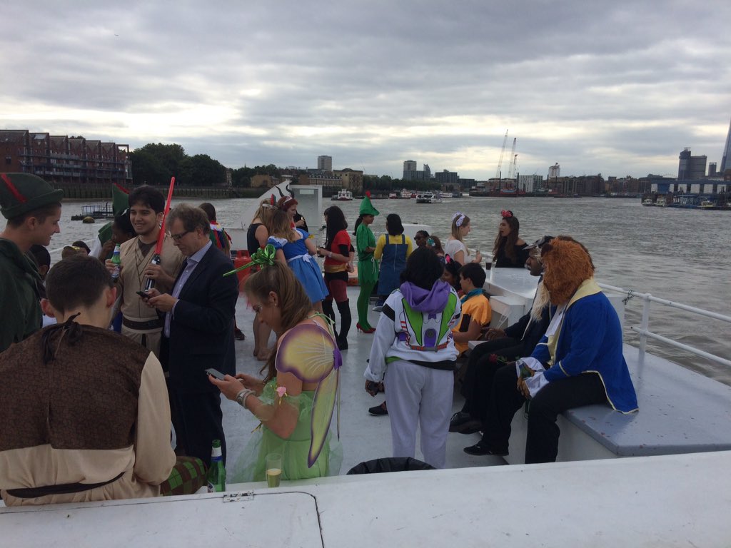 thamesboatsltd's tweet photo. Disney afloat with @thamesboatsltd #boatbbq #summerboatparty https://t.co/zRtuZ0zhF2