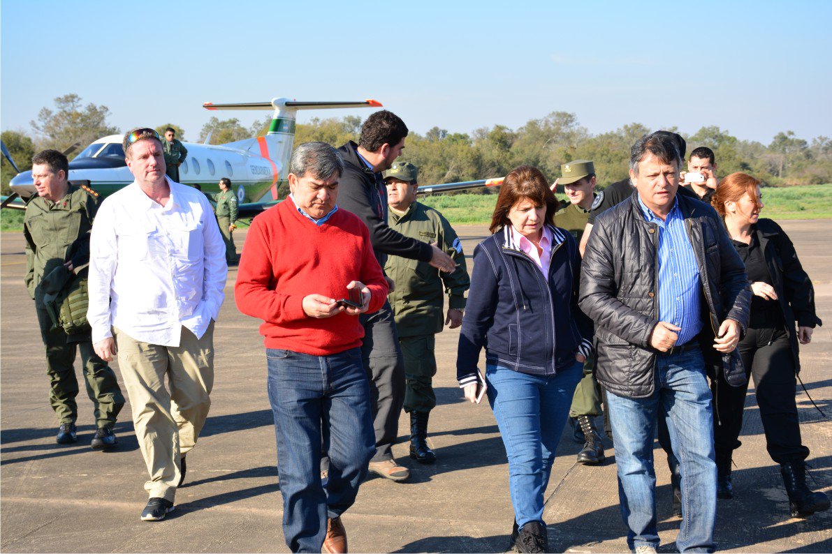 domingopeppo's tweet photo. En #SáenzPeña recibimos a la ministra @PatoBullrich para recorrer #ElImpenetrable en el marco del Plan Cerrojo. https://t.co/b5oS5qa0Oz