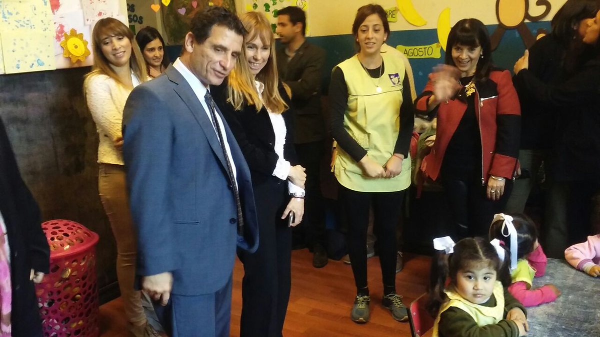 SusanaTrimarco's tweet photo. @Gabiyedlin y @SandraMTirado visitaron nuestro Jardín. Aún hay mucho por hacer contra la #trata. Sumemos esfuerzos, https://t.co/nbdMkvrYv5