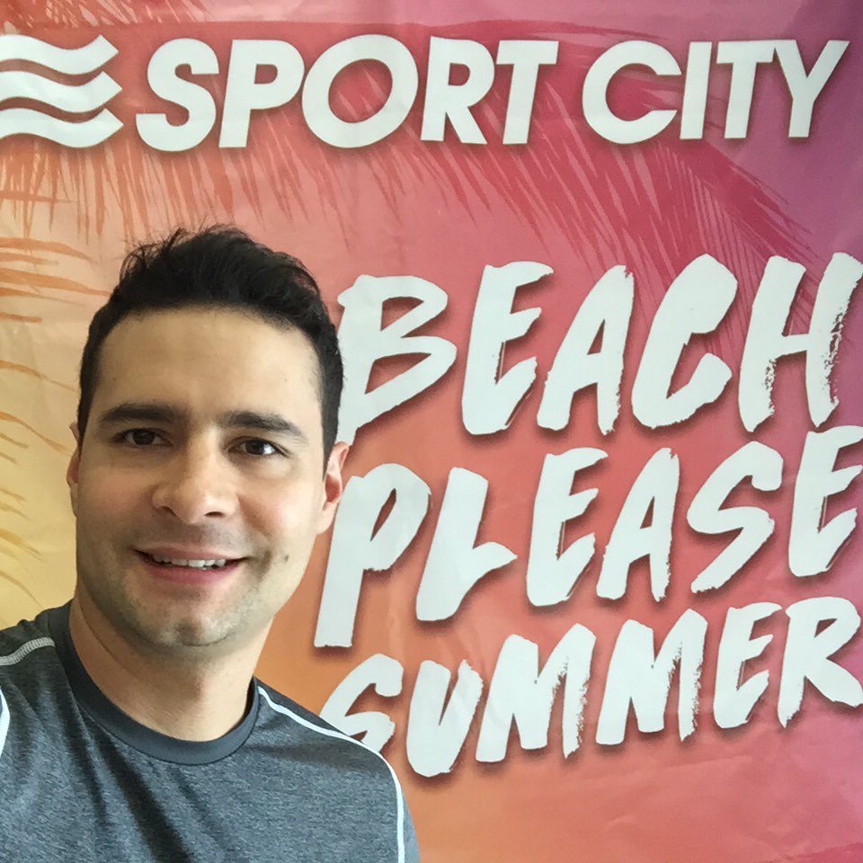 RICARDOMURGUIA's tweet photo. Este verano se antoja entrenar en pareja no? @Sportcity_mx trae una súper promoción #BeachpleaseSC https://t.co/v46eO0INsb
