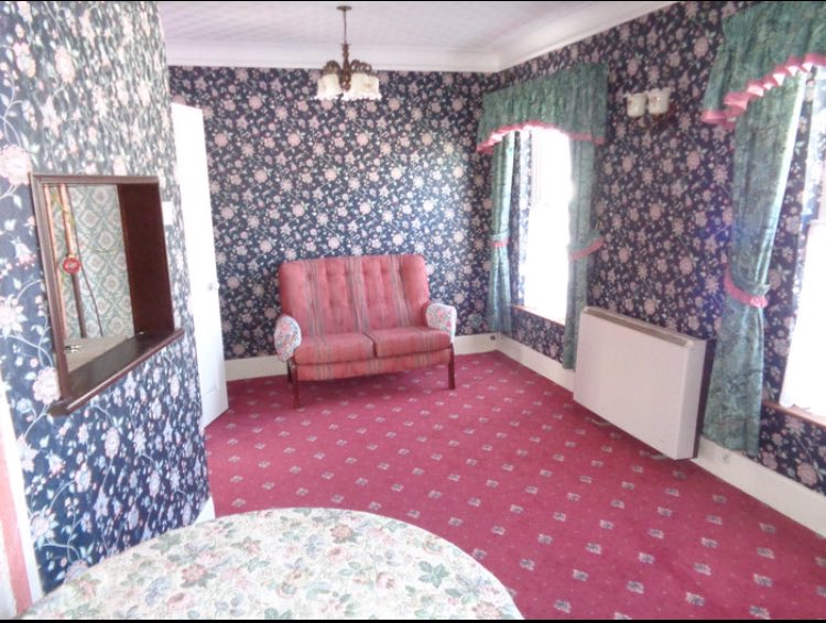 rostack's tweet photo. Perusing Daft in search of a new home. Amazing finds #PropertyPorn #PatternBlocking #DecorAcidTrip #MayoInteriors https://t.co/NSk91V9GD6