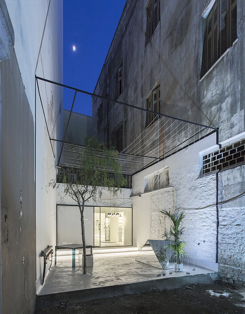 Optical store C_29 / Optimist – a retail concept in Chalcis, Greece #design #architecture #eyewear