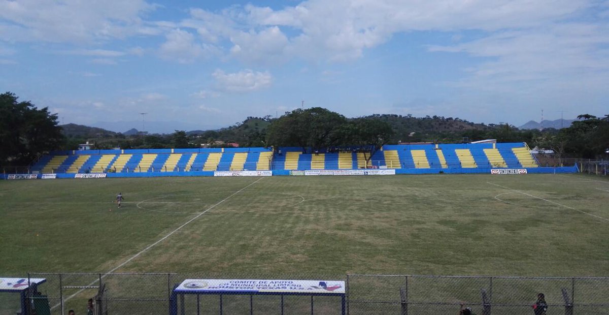 LMF| Asi luce el estadio Ramón Flores Berríos previo al encuentro entre  Dragón y Sonsonate. Vía 21SoyRaul | EL GRÁFICO | Scoopnest