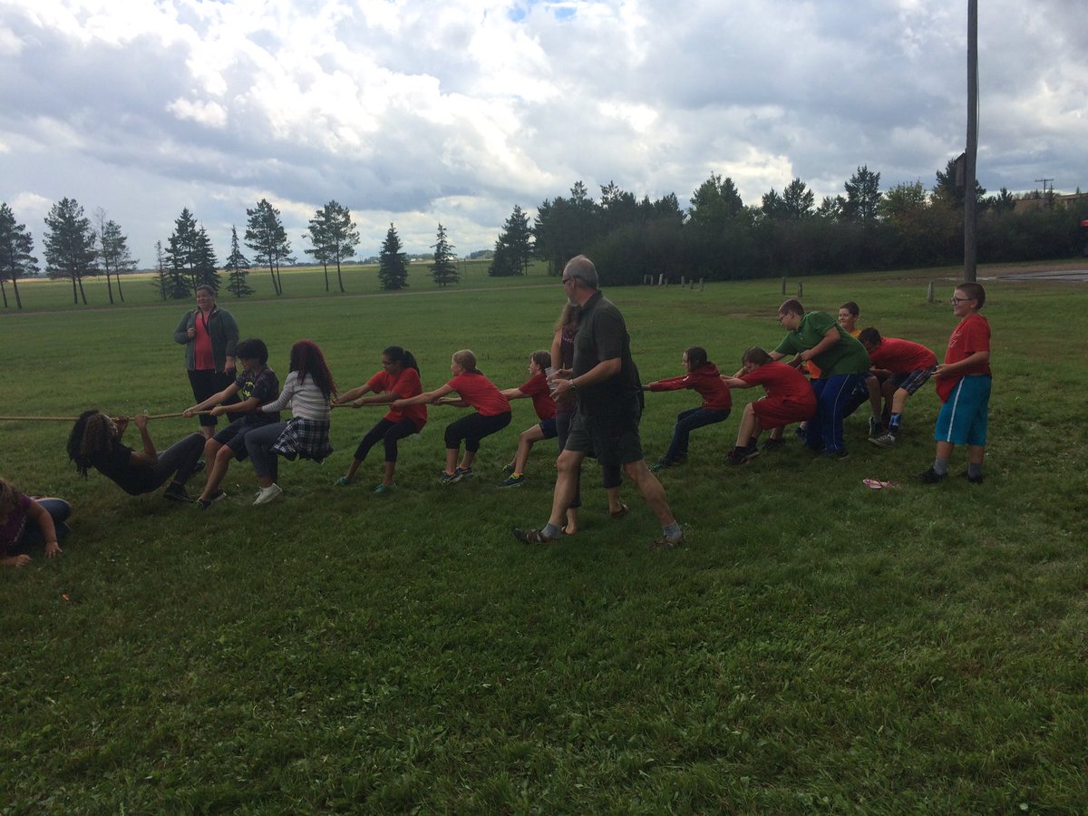 bourgey19's tweet photo. @TeamCanadaPR band camp Olympics in Yorkton,SK.  Kids having fun and cheering on Canada https://t.co/FVaIrfql7H