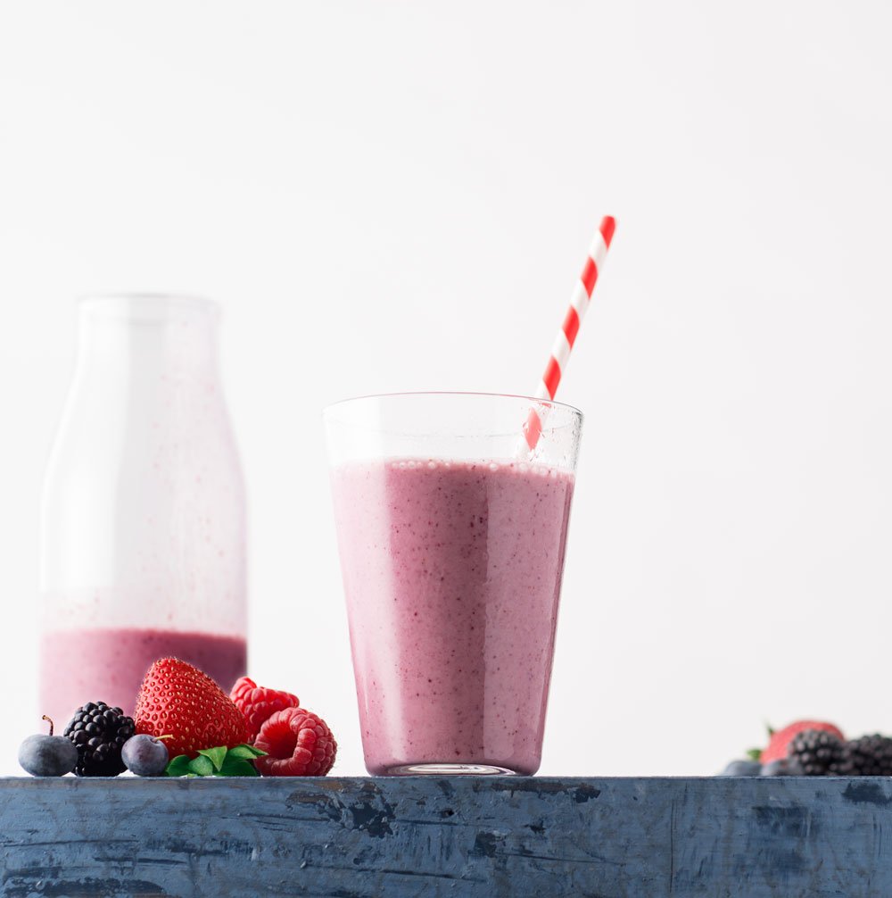 Chobani's tweet photo. Blend it, top it, dip it, win it. Track star @allysonfelix's go to #madewithchobani recipes: https://t.co/bQuH2SOK8I https://t.co/h7SgvcefM8