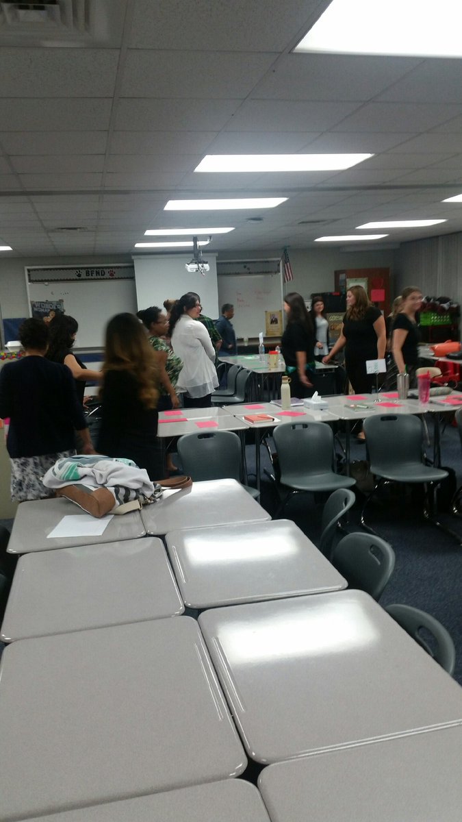 SimplyEdTech's tweet photo. Kristina Baker & Lindsey Lombardi got our Eng1 tchrs up and moving in a grammar workshop today #CFpd4all @CyFairISD https://t.co/jGtFtnirrz