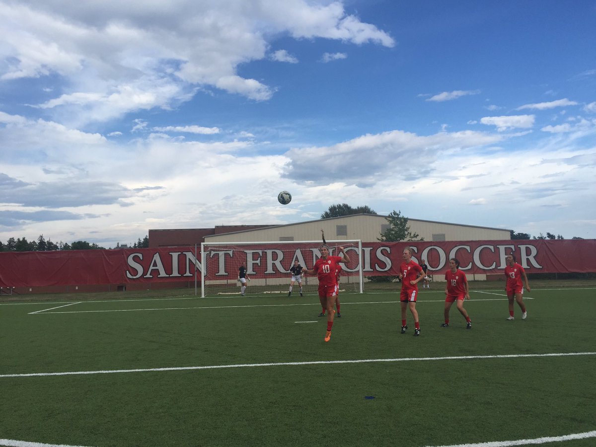RedWolvesWSOC's tweet photo. Solid afternoon session 👍🏻 #sfuwsoc https://t.co/Lk3DWUaeN9