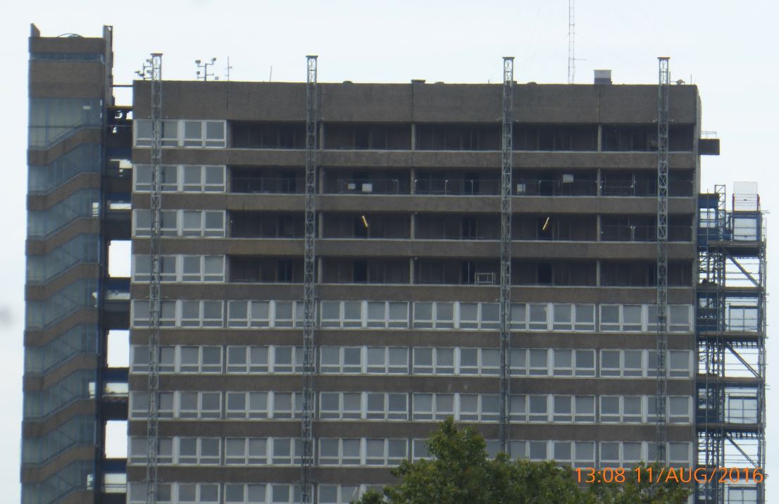 RotherhitheTCG's tweet image. Odd, #SE16 residents can't find any planning application for #Maydew Hse works. Email sent to PlanningEnforcement.