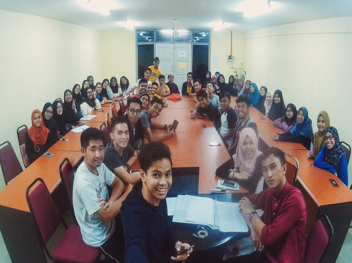 SyadiqAsh's tweet photo. Sekretariat Kesukarelawanan Kolej 13 Asper12 #SERELA 😇✨💞 https://t.co/IJjRv3Nmeu
