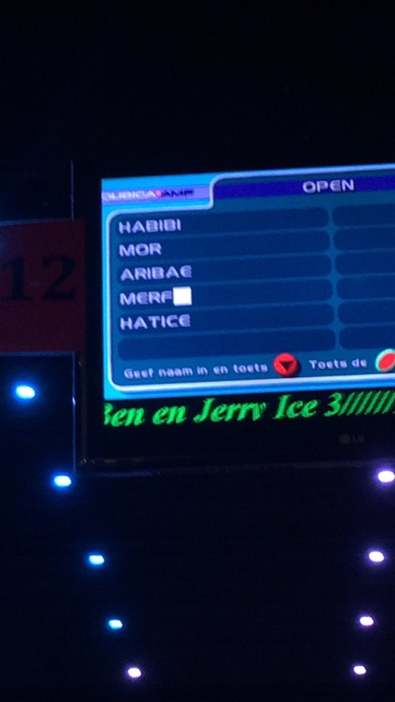 bbe_bae's tweet photo. HAHA IM THE WINNER BITCHEZZ #ARIBAE #WINNER @ArianaGrande bowling☁️☁️ https://t.co/TqMxaNkv4v