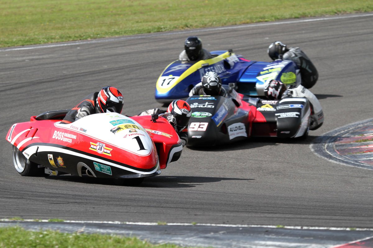 TheRevvApp's tweet photo. Motorcycle sidecar racing is a thing. Even more shocking is the strategy. 
https://t.co/Wk5Vth4gqf https://t.co/qwToqThpVJ