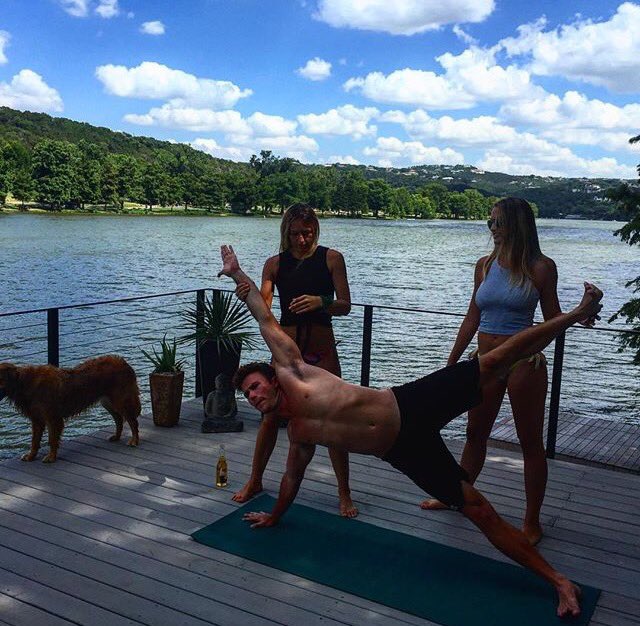 AustereVarlet's tweet image. 