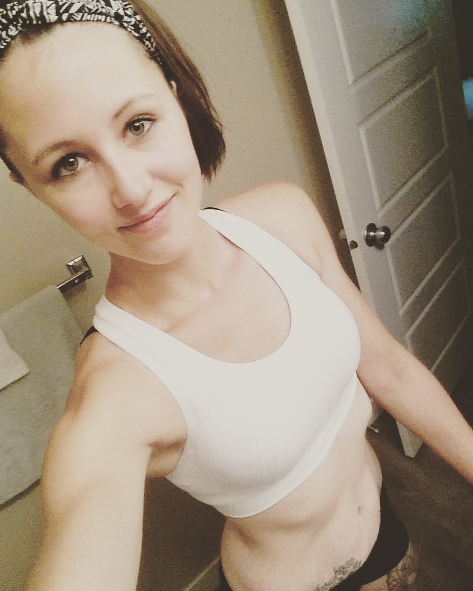 WrapsByKira's tweet photo. Just Because You're Sore Doesn't Mean You Get To Quit! #upperbody #notquittingthateasily #muscletoning #fitness https://t.co/qSITcjmmPg