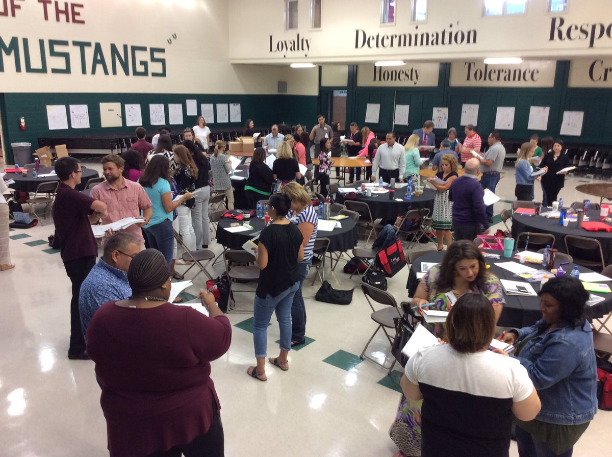 gawhicks's tweet photo. Day 2 of First Year Teacher Acad. in Corpus.  New sec. + a few elem. folks r rocking it.  @heart_teaching https://t.co/gEWsyFc0TA