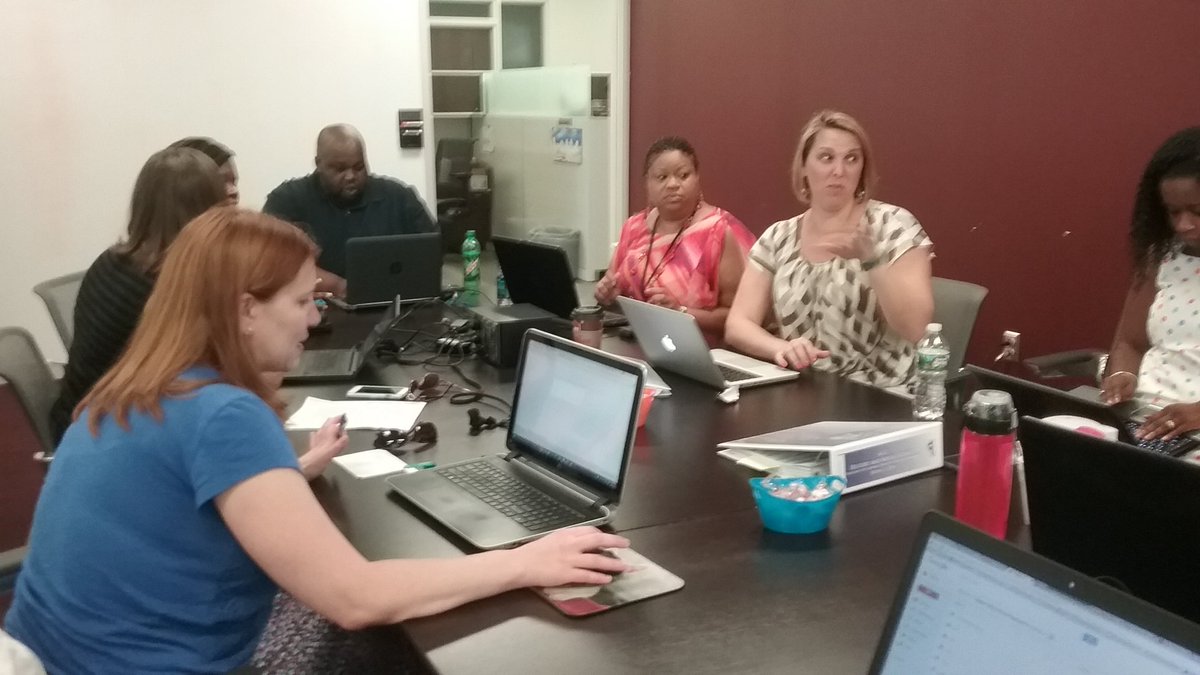 PCPS2S's tweet photo. Region 1 teachers collaborating on presentations for VDOE fall institute. Commendable work ethic! https://t.co/HGpd5rcoDI