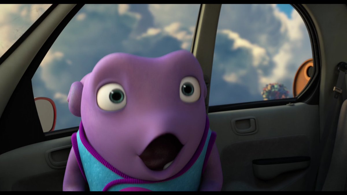okayitsdray's tweet photo. I'm watching home and noticed in the window, you can see the balloons from Up, that carry the house! I am freaking! https://t.co/ndI0Rpiwio