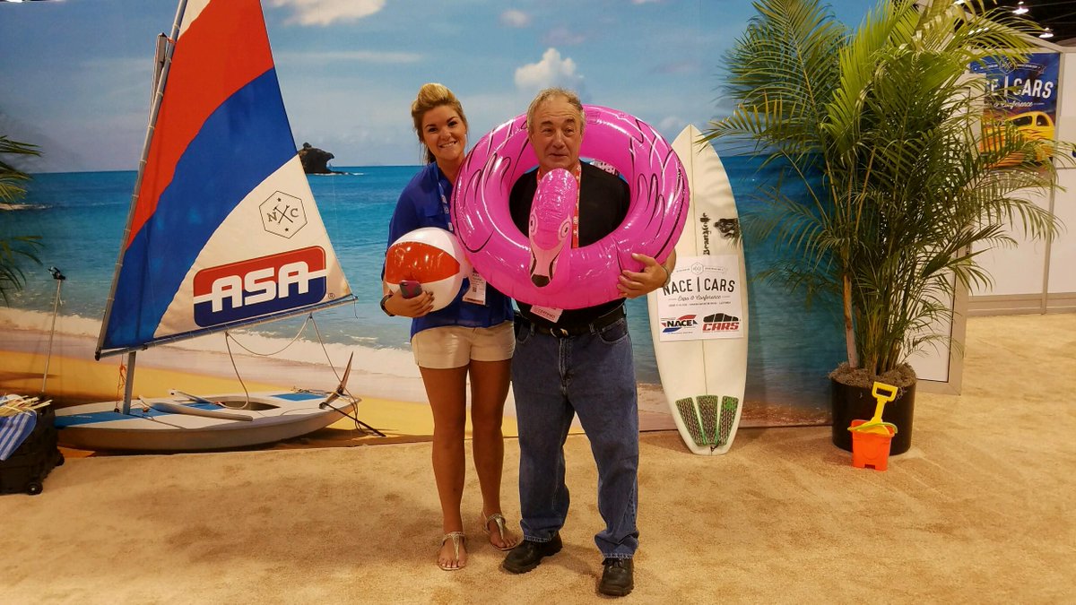 automechanikaUS's tweet photo. 37 years at #NACECARS! From pachyderm to the Pacific, former @ASAshop Chairman Jerry Kottschade, travels in style. https://t.co/rINoOCriuW