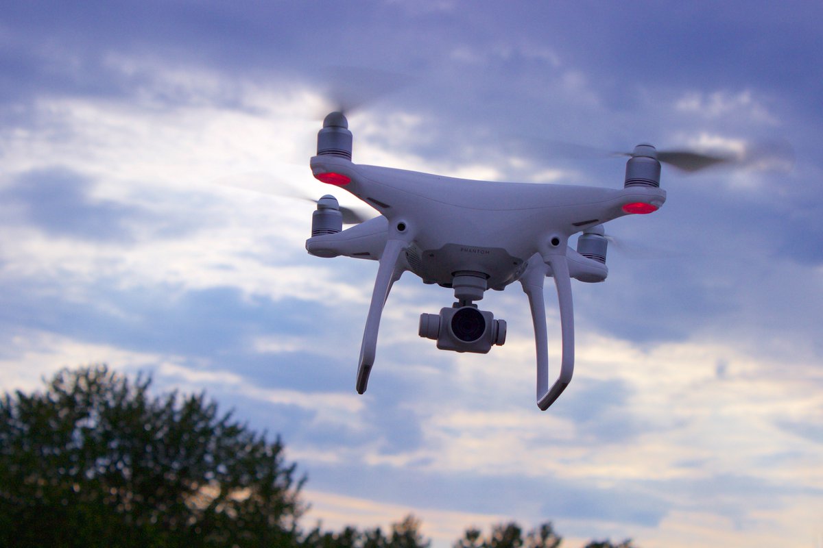 Tortuga_Films's tweet photo. Besoins d'images prises par drone? @Tortuga_Films peut vous aider. 
418.736.1223 https://t.co/z4gUQw9yq3