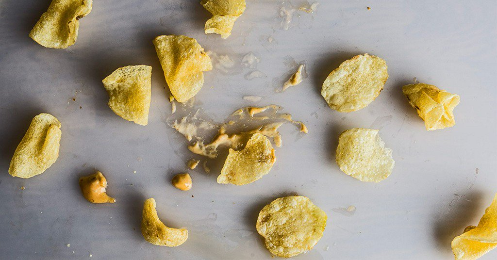 Learn to make crunchy, fried chickpeas at home: bit.ly/2b98673